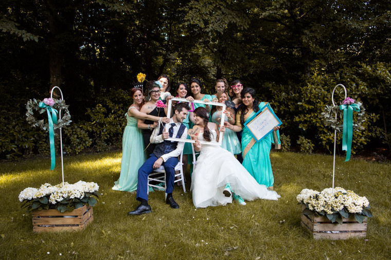 cornice photo booth
